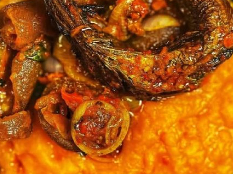 Asaro (yam porridge) with fish