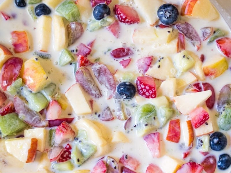 Fruit & yogurt